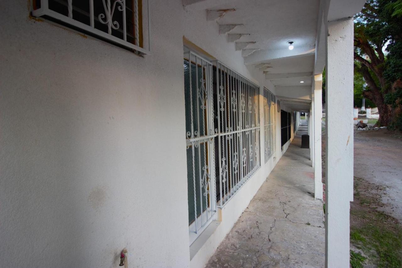 Hotel Nudista - Luz De Luna Nude Tehuixtla Luaran gambar